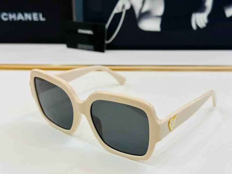 Chanel Sunglasses 2060